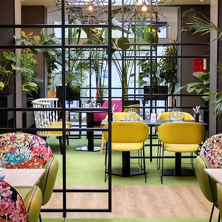 Hotel Novotel Evry Courcouronnes Exterior foto