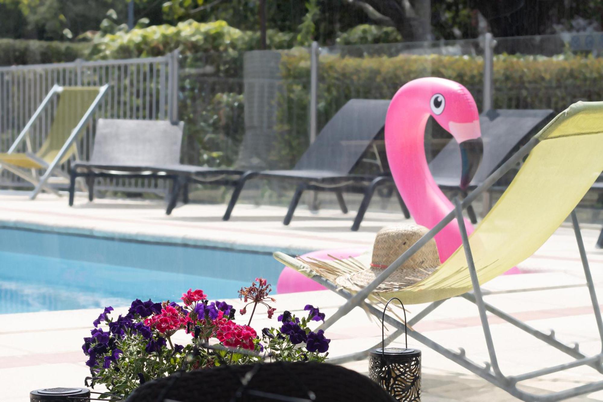 Hotel Novotel Evry Courcouronnes Exterior foto