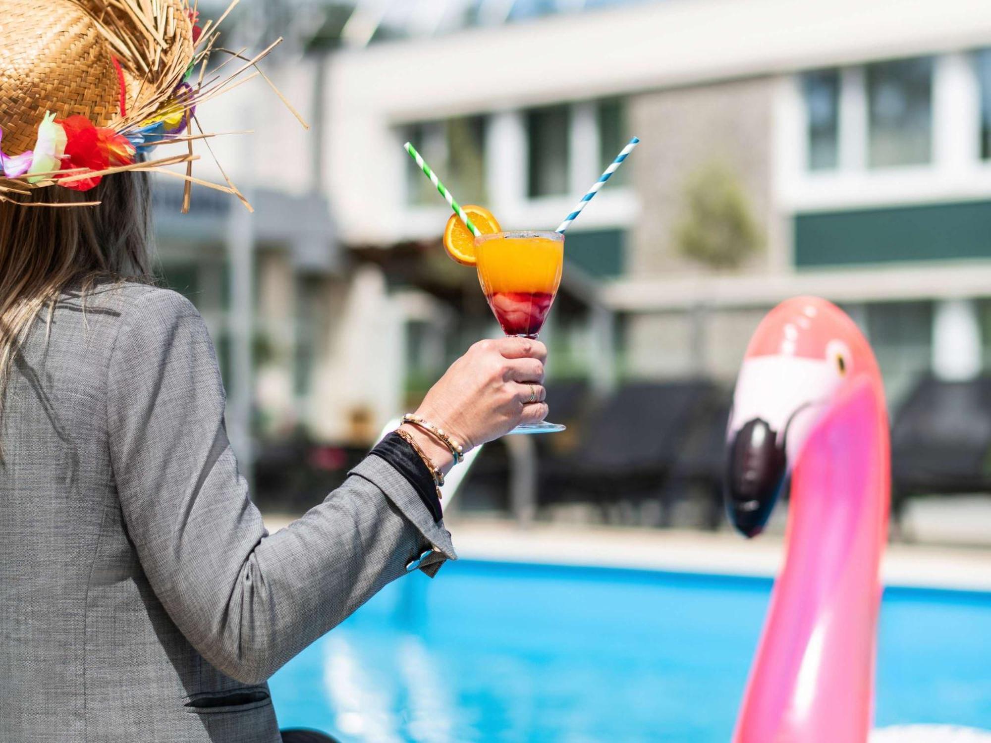 Hotel Novotel Evry Courcouronnes Exterior foto